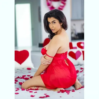 14 февраля день, когда я вся твоя, приезжай