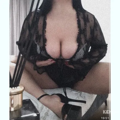 Страстная, с красивой фигурой Индивидуaльно